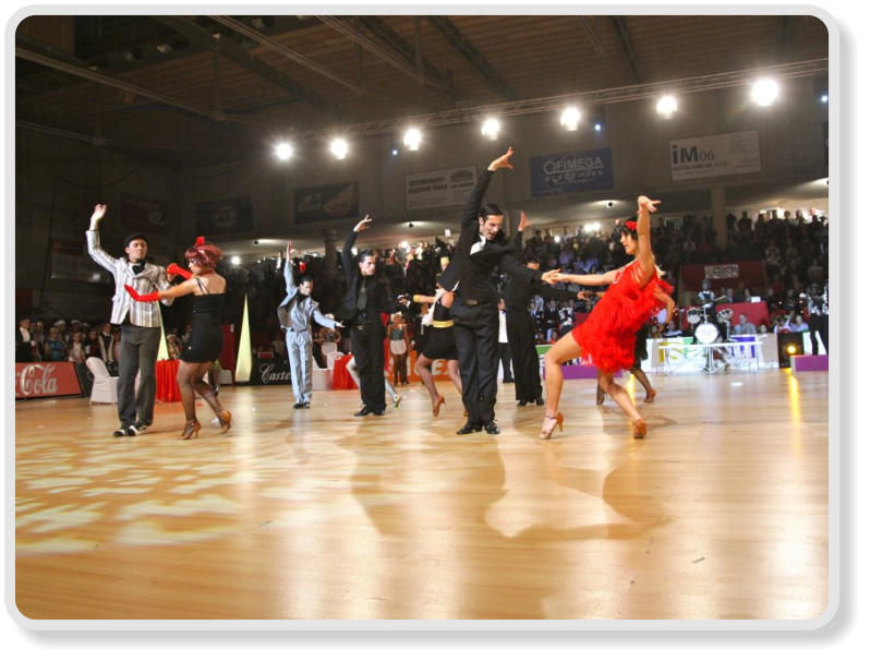 Multimedia shows dance chicago Swing Manresa Centre de Ball